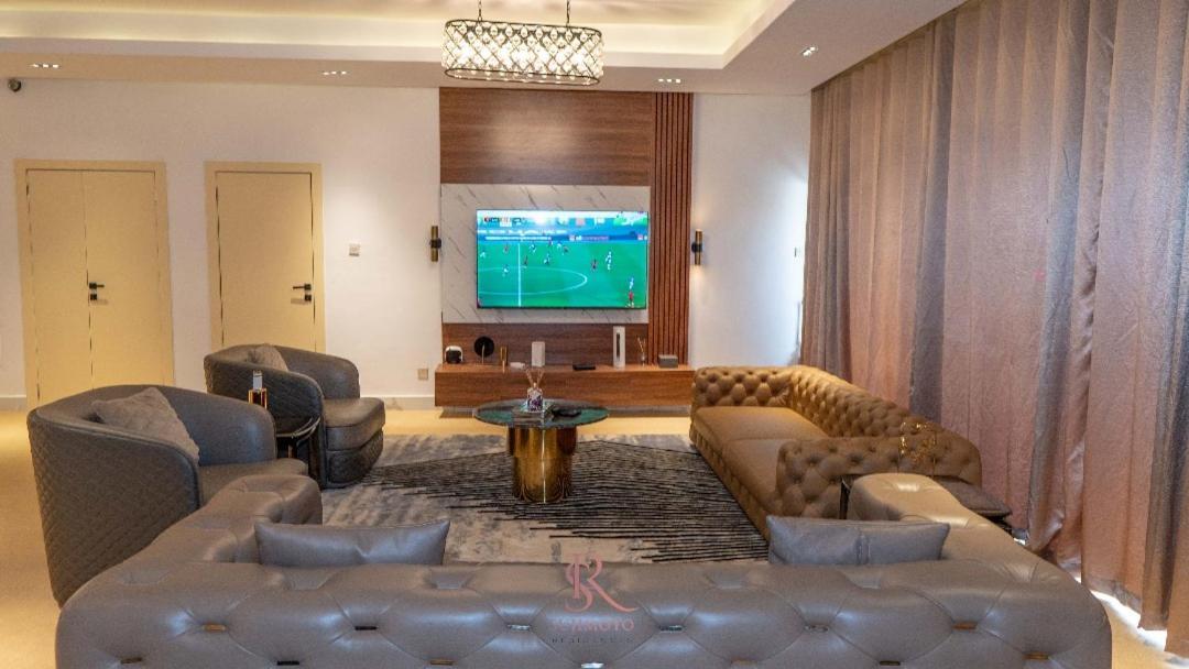 Sujimoto Residences Macdonald Лагос Екстериор снимка