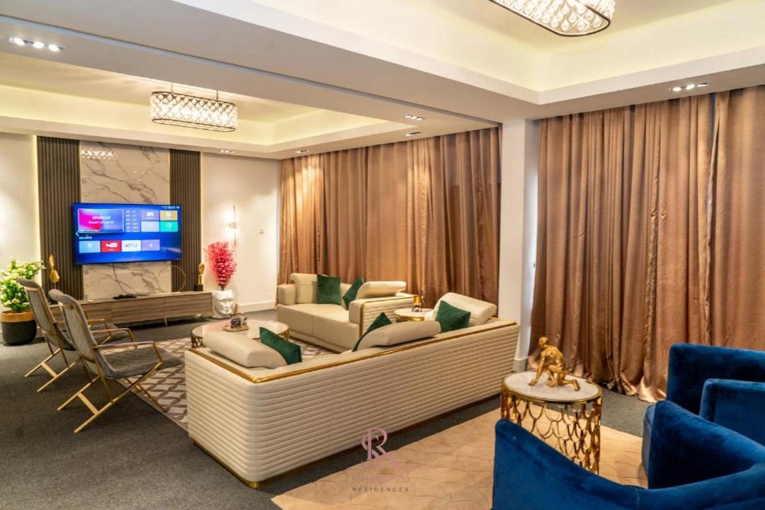 Sujimoto Residences Macdonald Лагос Екстериор снимка