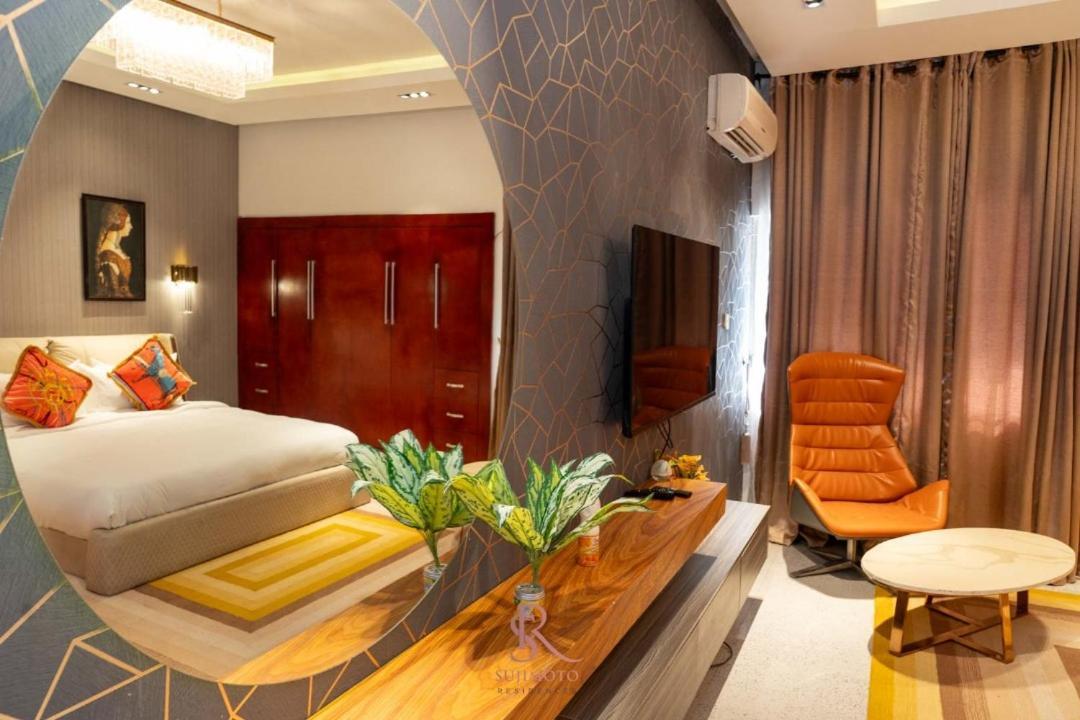 Sujimoto Residences Macdonald Лагос Екстериор снимка