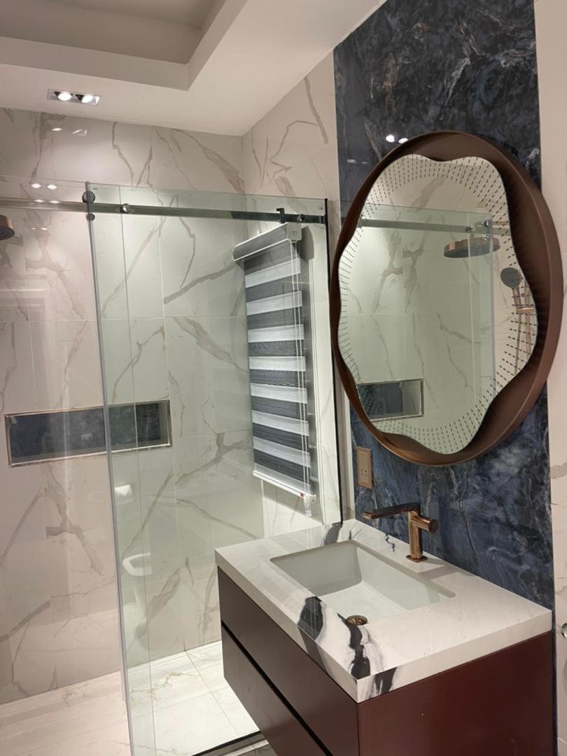 Sujimoto Residences Macdonald Лагос Екстериор снимка
